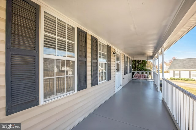 view of patio featuring covered porch