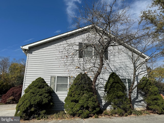 view of side of property