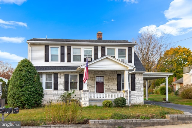 view of front of property featuring a porch