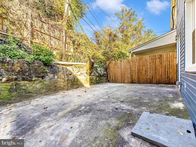 2592 Druid Park Dr, Baltimore, MD 21215 - view of patio / terrace