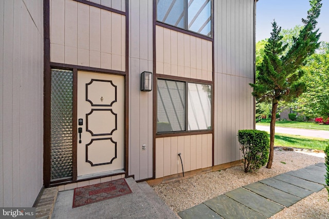 9103 Home Guard Dr, Burke, VA 22015 - view of exterior entry