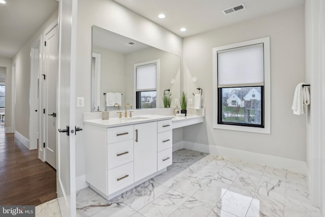 bathroom with vanity