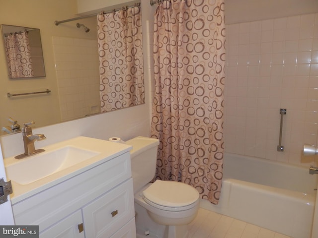 12 Dougherty Blvd Unit A5, Glen Mills, PA 19342 - full bath with shower / bath combo with shower curtain, toilet, and vanity