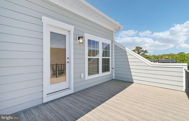 10812 Willow Ter, Fairfax, VA 22030 - view of wooden deck