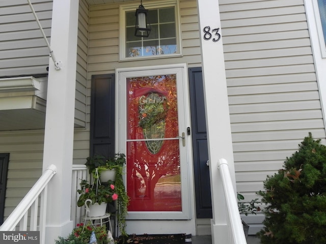 view of property entrance