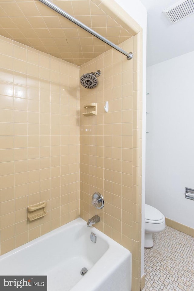 4624 Rhawn St, Philadelphia, PA 19136 - bathroom featuring toilet, shower / washtub combination, and baseboards