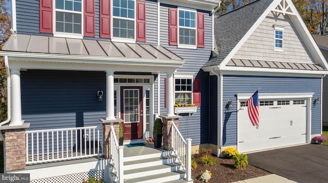 view of front of home with a garage