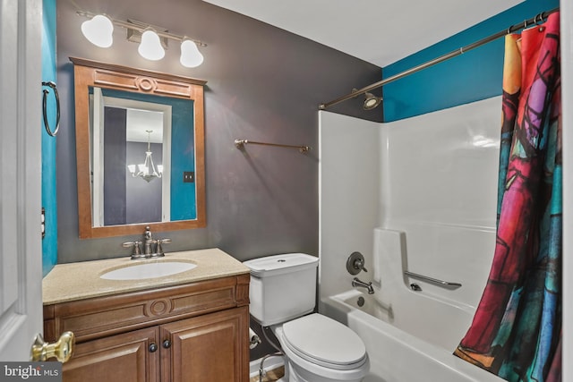 full bathroom with vanity, a chandelier, toilet, and shower / tub combo