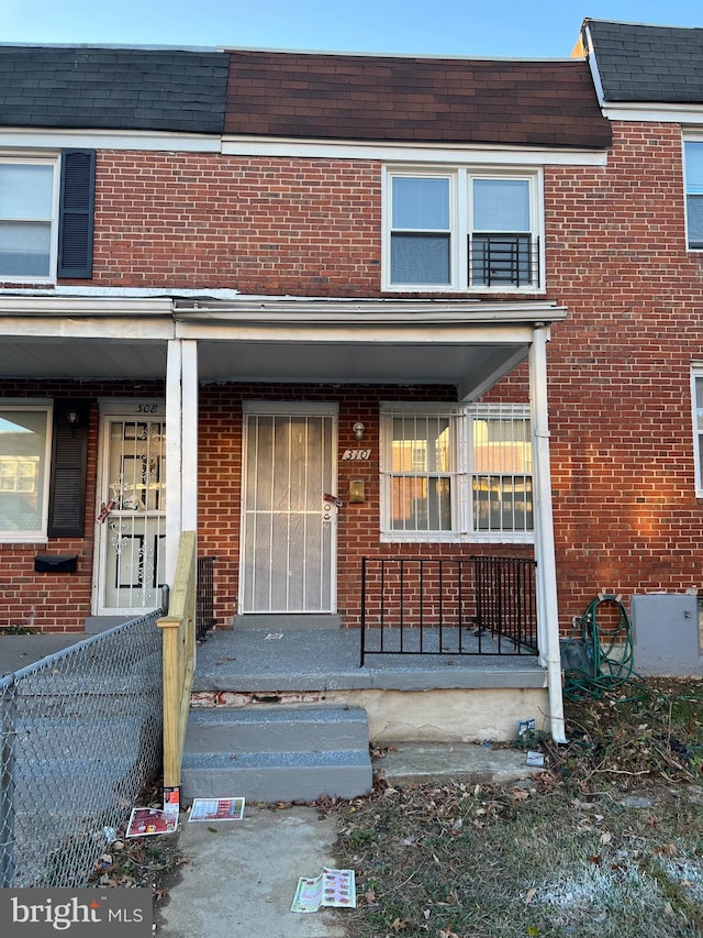 exterior space featuring a porch