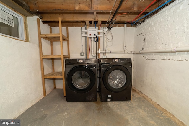 laundry area with washer and clothes dryer