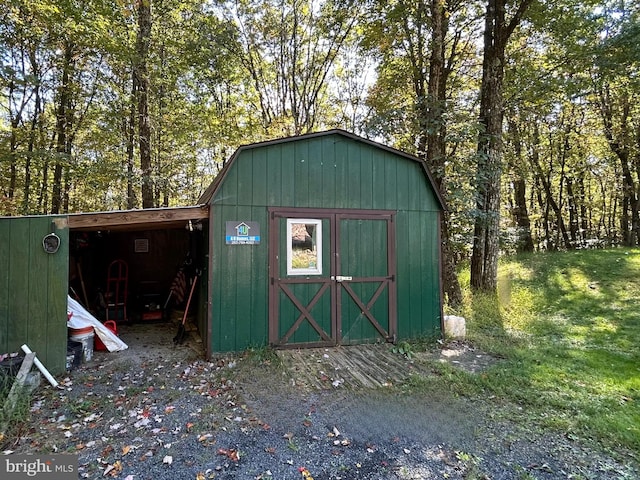 view of outdoor structure