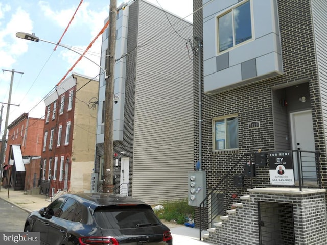 Listing photo 3 for 2437 N Marshall St, Philadelphia PA 19133