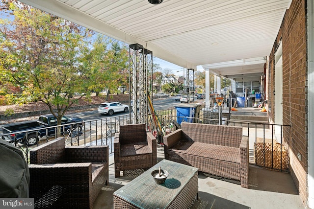 exterior space featuring a porch