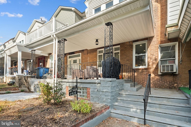 view of front of house with a porch