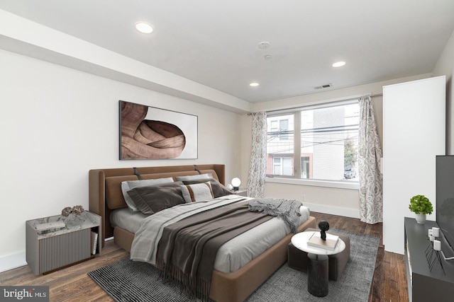 1538 Ogden St Unit 2A, Philadelphia, PA 19130 - bedroom with recessed lighting, visible vents, baseboards, and dark wood-style floors
