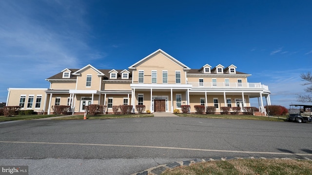 view of front of home with covered porch