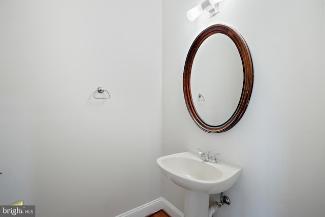 bathroom with sink