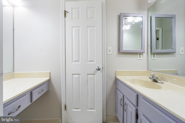 bathroom with vanity