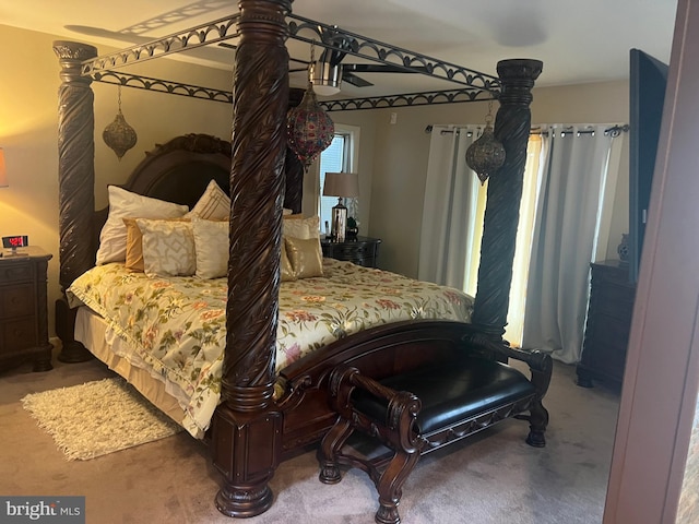 bedroom featuring carpet flooring