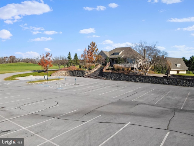 15 Laurel Hill Ct, Gettysburg, PA 17325 - exterior view of parking
