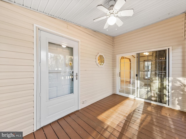 deck with ceiling fan