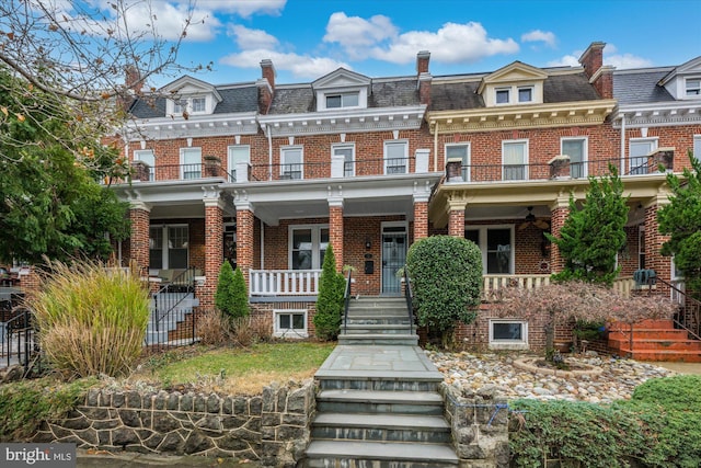 multi unit property with a porch