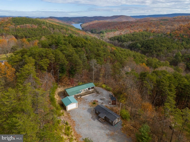 drone / aerial view featuring a mountain view