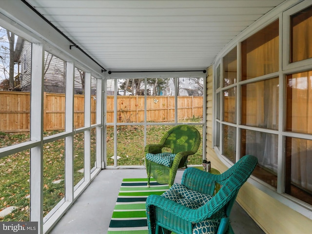 unfurnished sunroom with a healthy amount of sunlight