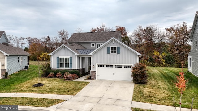 view of front facade with a front lawn and a garage