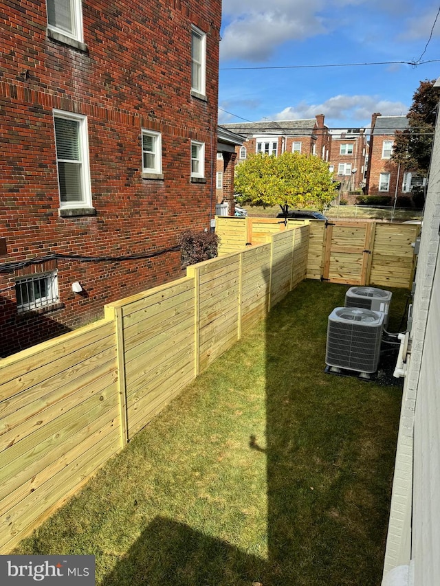 view of yard with cooling unit