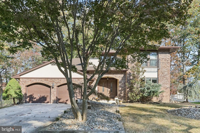 view of front of home featuring a garage