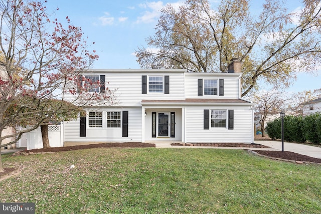 view of front of property with a front yard