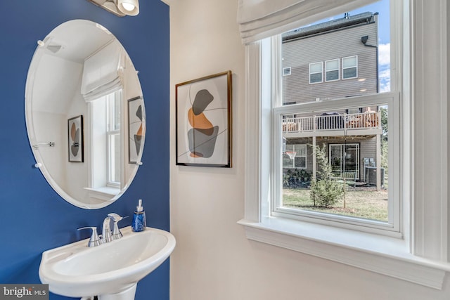 bathroom with sink