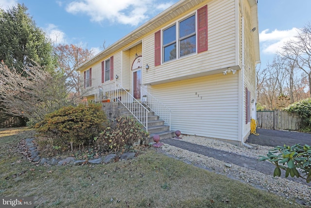 view of split foyer home