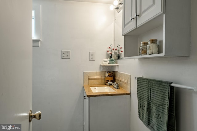 bathroom featuring vanity