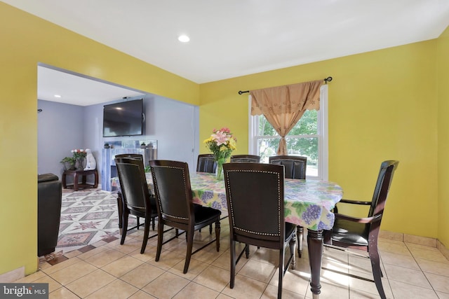 dining room with light tile patterned floors