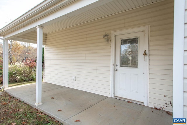 view of doorway to property