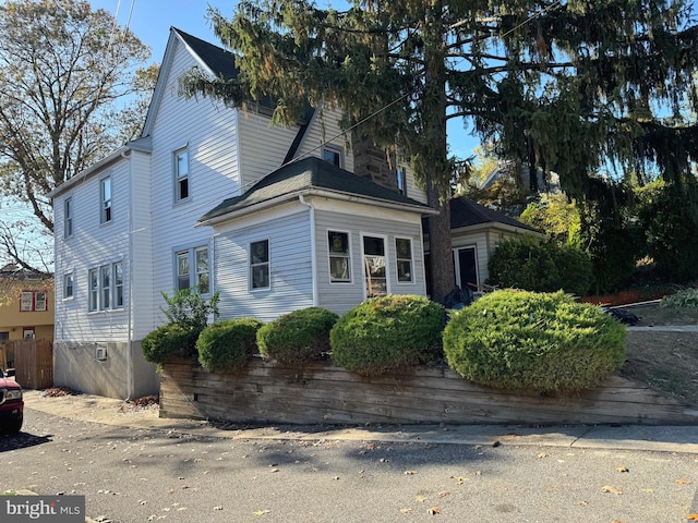 view of front of house