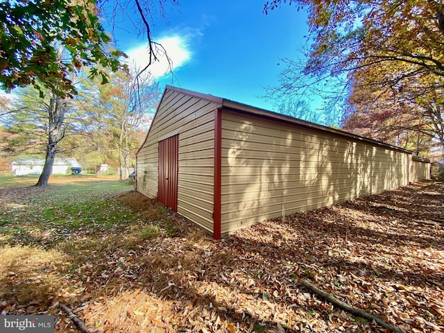 view of outdoor structure