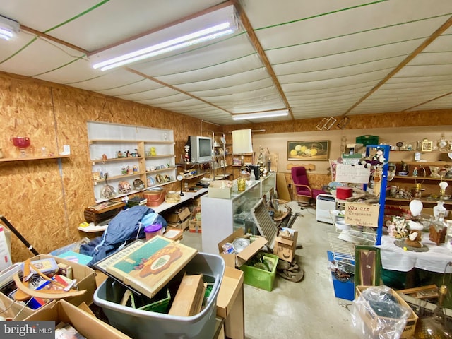 misc room featuring concrete flooring