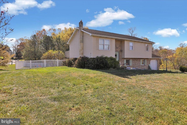 exterior space featuring a front lawn