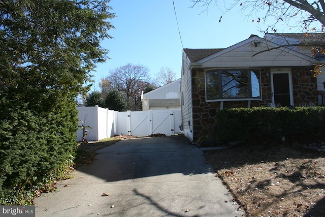 view of home's exterior