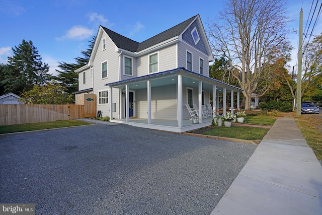 view of front of house featuring covered porch