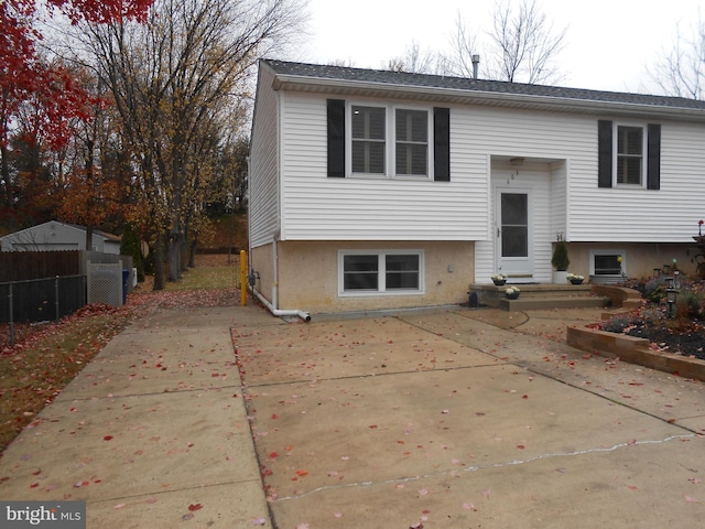 603 Bloomfield Dr, Westampton, NJ 08060 - rear view of house featuring fence and a patio area