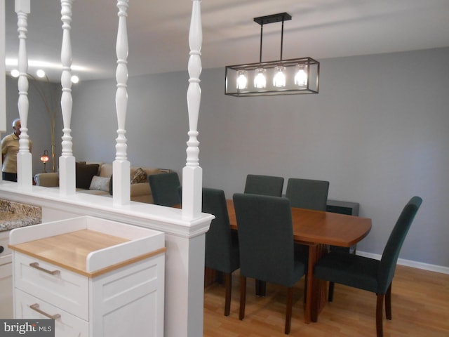 603 Bloomfield Dr, Westampton, NJ 08060 - dining space featuring light wood finished floors