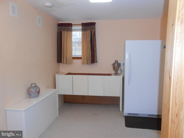 603 Bloomfield Dr, Westampton, NJ 08060 - hallway with light carpet