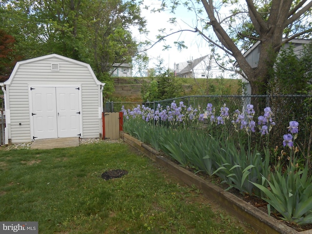 603 Bloomfield Dr, Westampton, NJ 08060 - view of yard