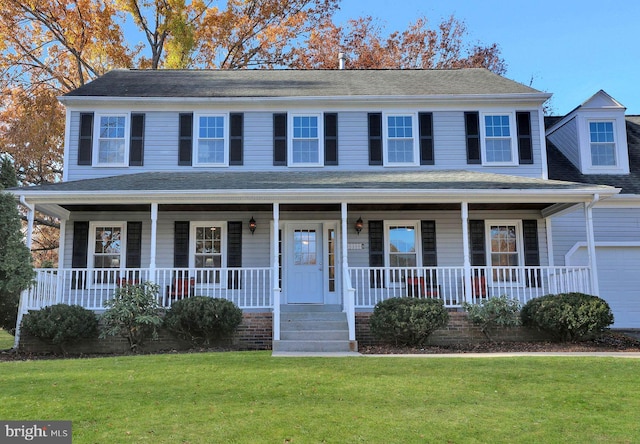 view of front of home featuring a front lawn