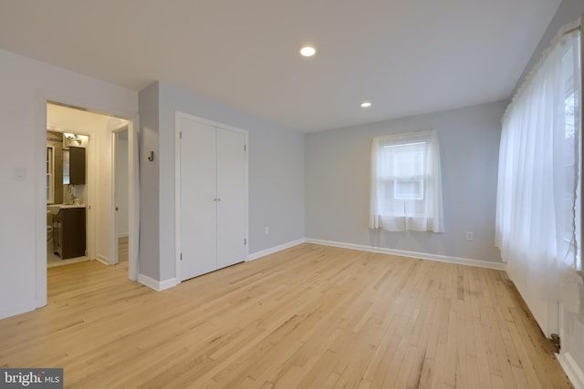 empty room featuring light hardwood / wood-style flooring