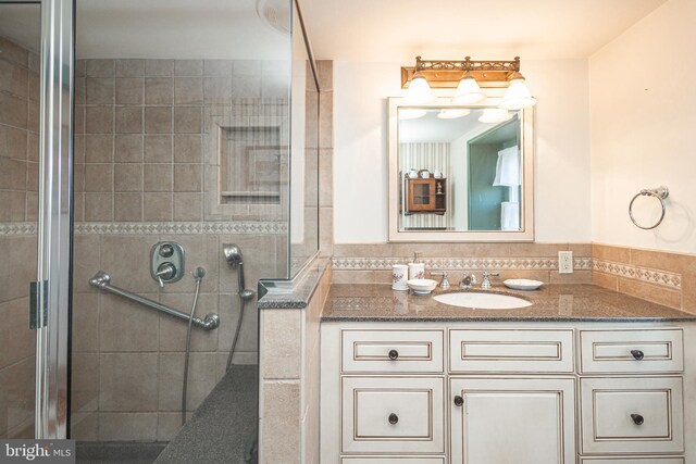 2209 Swamp Rd, Furlong, PA 18925 - bedroom featuring radiator, hardwood / wood-style floors, and baseboards